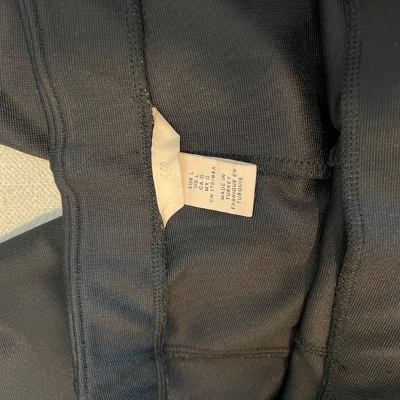 H&M pants - Picture 4 of 5